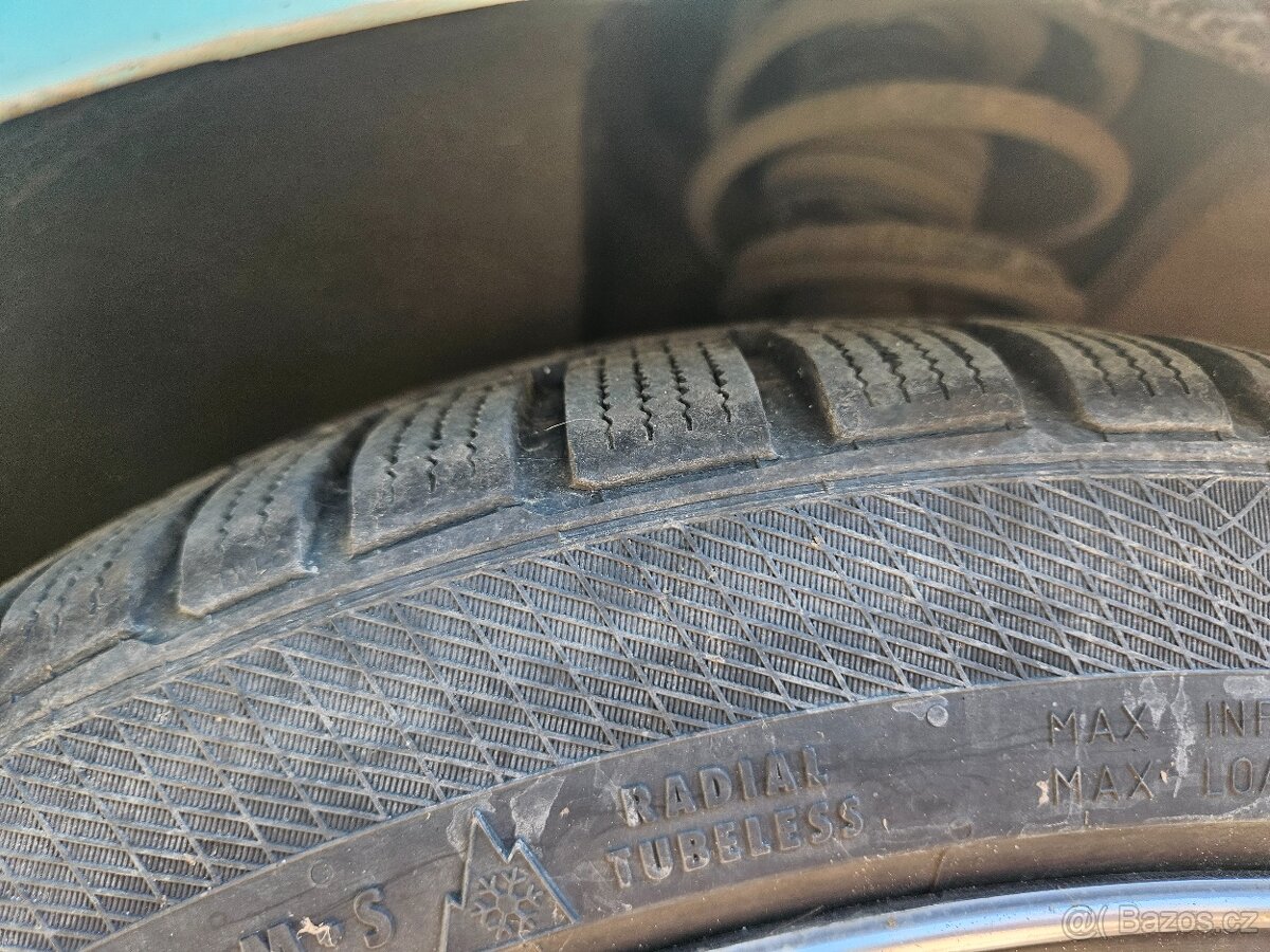 Krásná kola R18 s chromovým límcem BMW E46 E90 E87 atd. - 9