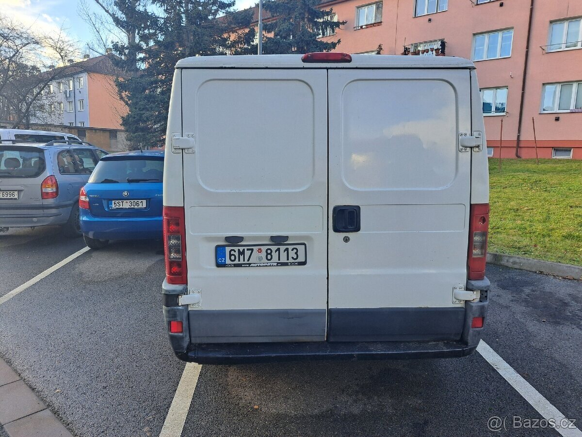 Peugeot Boxer 2.8 / 2005 6 míst STK 7/2027 bez koroze - 9