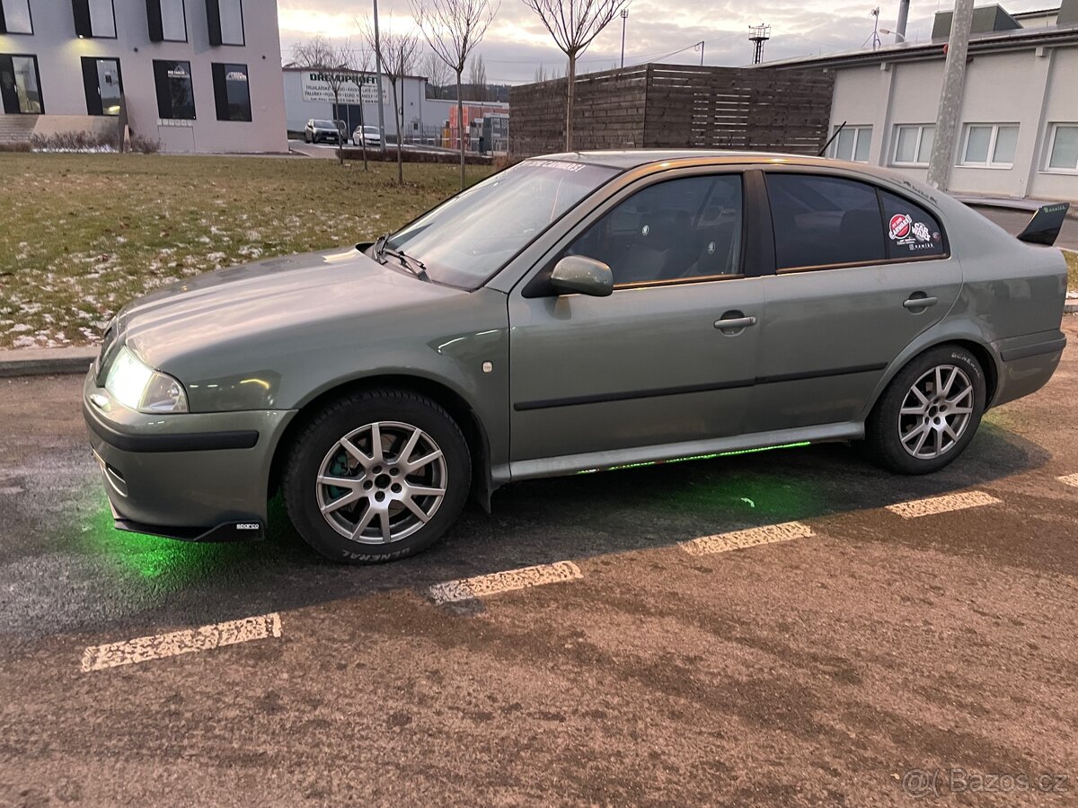 Škoda rs 1.8 T 110kw - 9