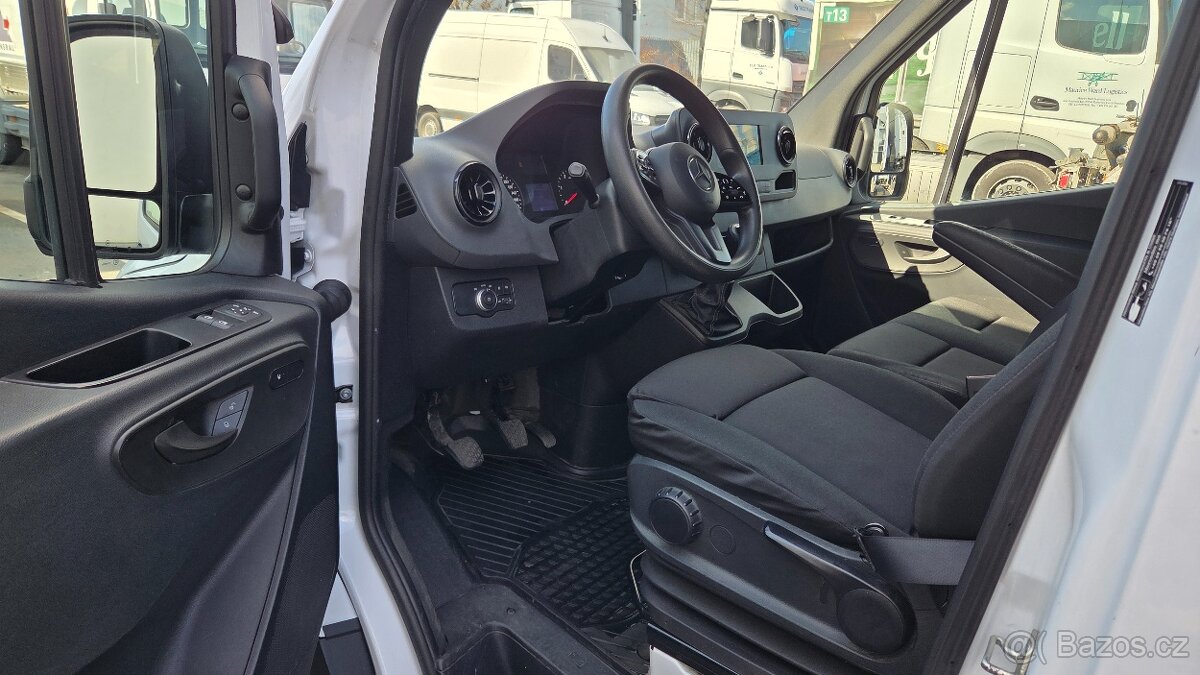 317 CDI/L, kamera 360°, MBUX - 9