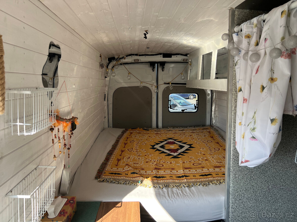 Obytná dodávka Ford Tranzit R.V.:2021 - 9