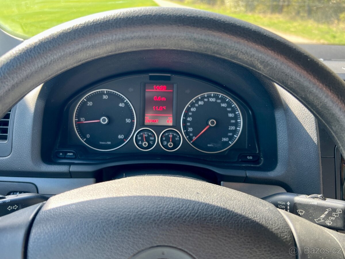 VW Golf V Variant 1.9 TDI, 2009 – po velkém servisu - 9