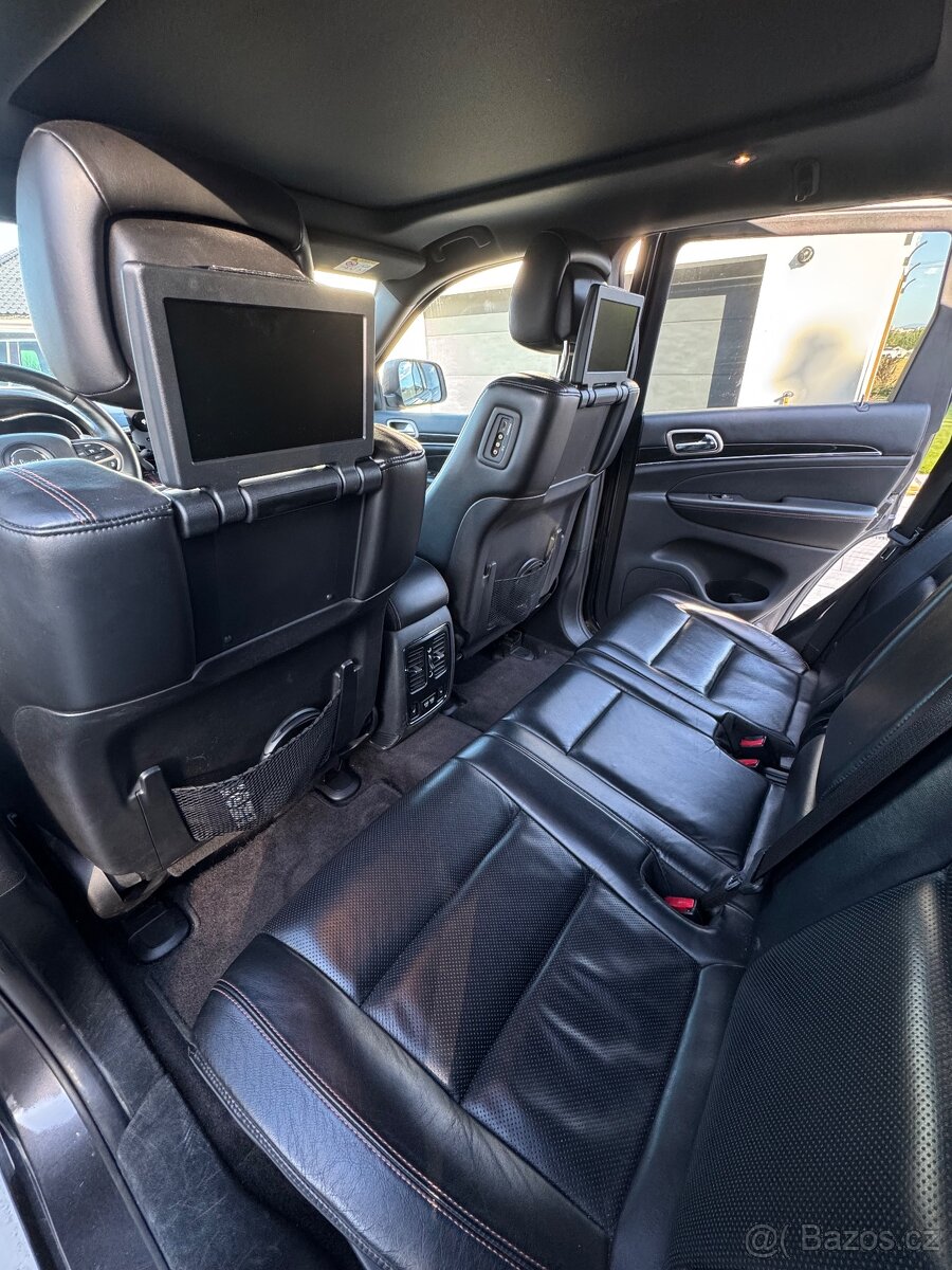 Jeep Grand Cherokee wk2 - 9