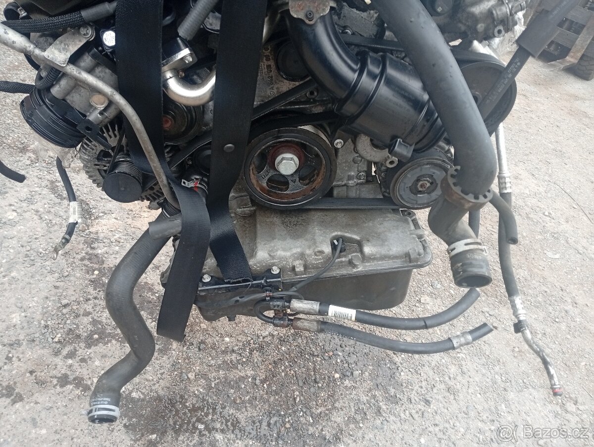 MERCEDES ML W164, R V251, GL X164 MOTOR 3,0CDI 642.950 - 9