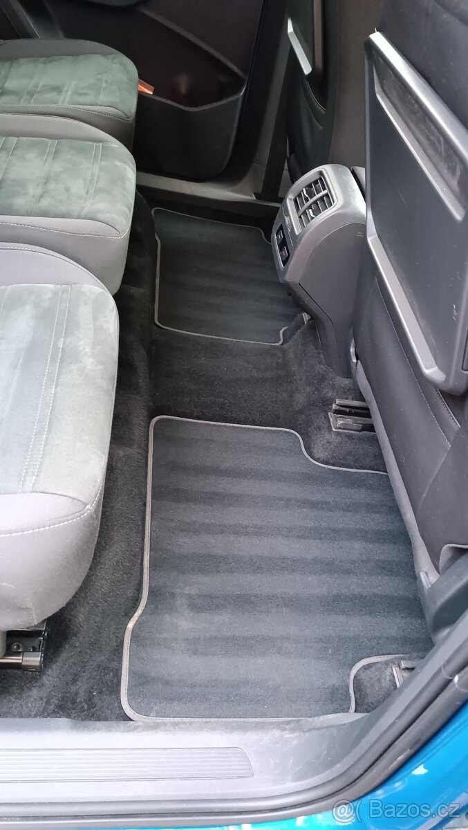 Volkswagen Touran 1.5 TSI Highline DSG - 9