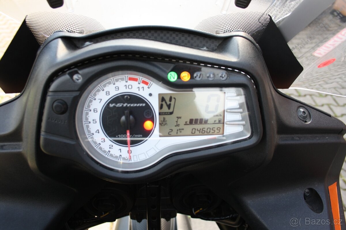 Suzuki DL 650 V-Strom - 9