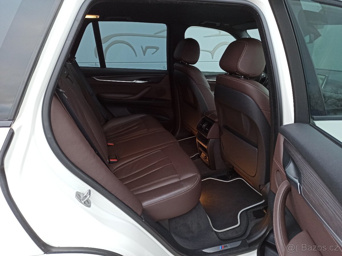 BMW X5 xDRIVE 30d 190kW ČR - 9