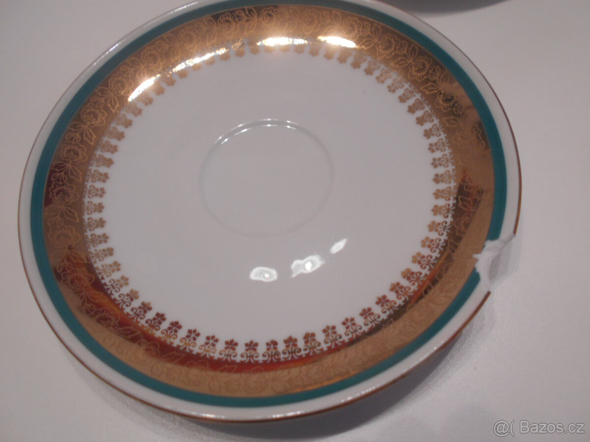 SKLO, PORCELÁN VŠE DOHROMADY - 9