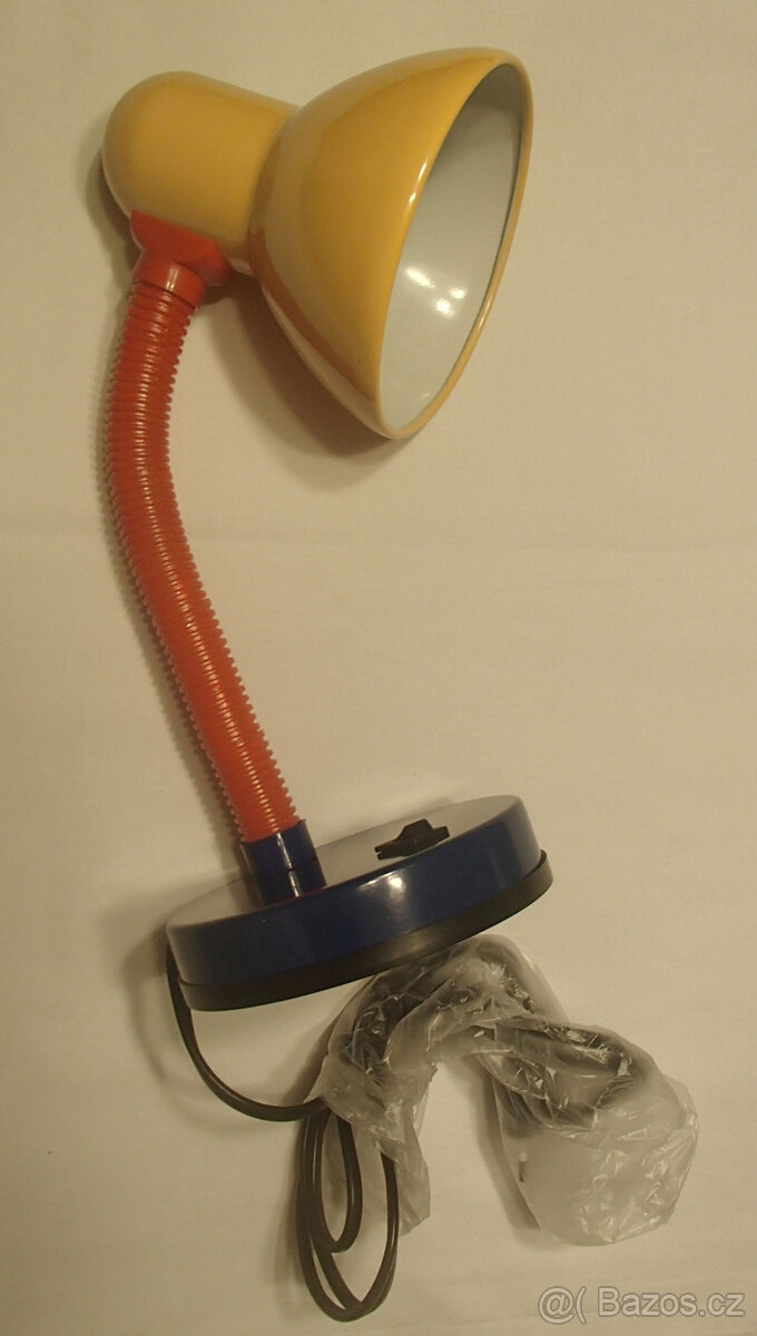 Retro lampa, stahovací lustr, stínidlo a stolní lampička - 9