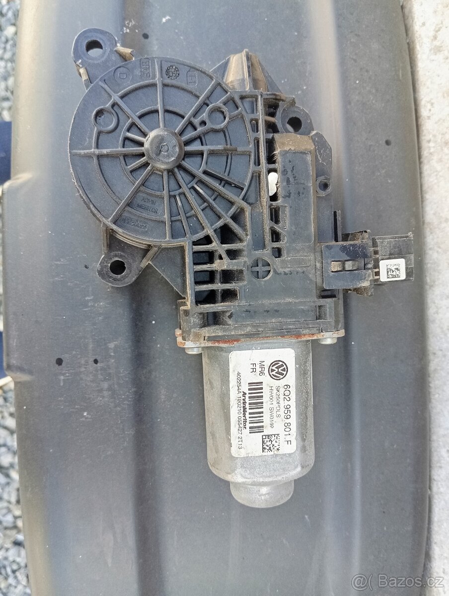 Škoda Fabia 1,2,VW Passat B6,Škoda Roomster,VW Golf 4 - 9