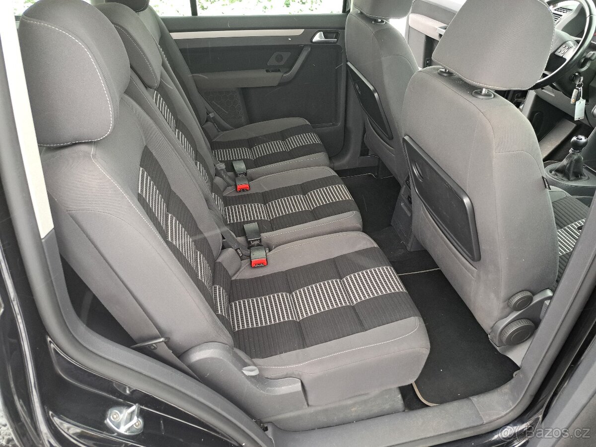 Volkswagen Touran 1.4 tsi, 103 kW, United, 06/2009, tažné - 9
