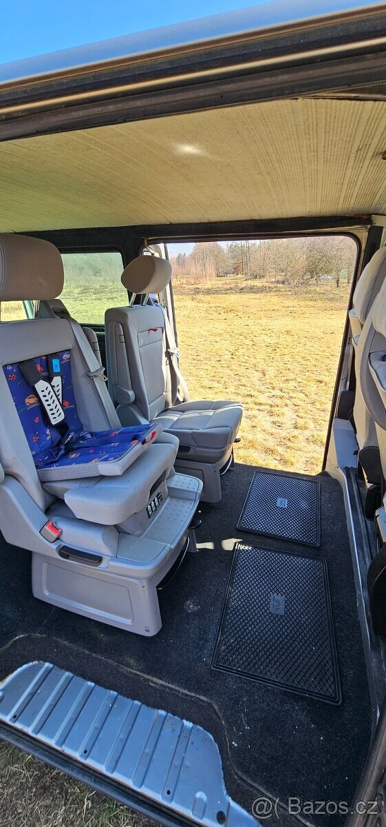 Prodám VW Transporter 2,5TDI T4, 5 dv. varianta LONG - 9