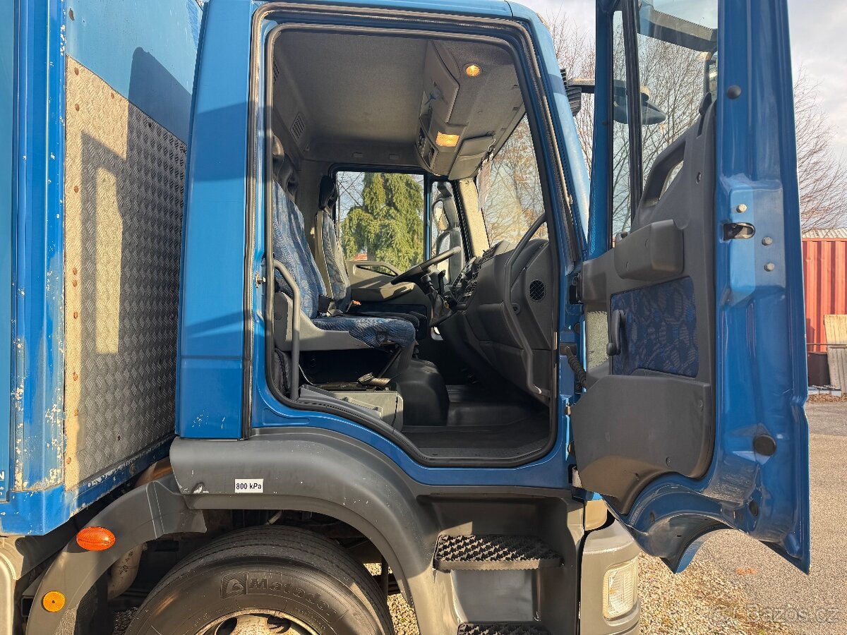 IVECO EUROCARGO 140E25 - F0009 - 9