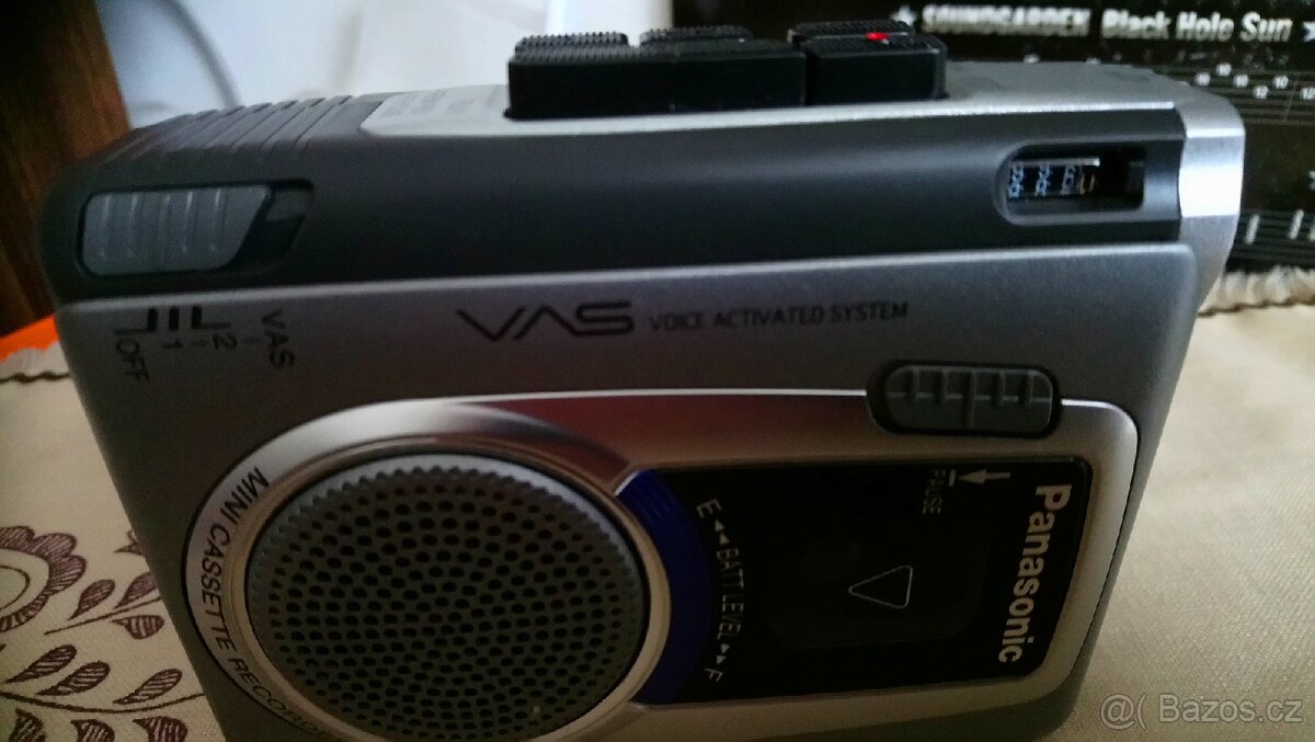 WALKMAN-KAZETOVÝ REKORDÉR PANASONIC RQ-L30 - 9