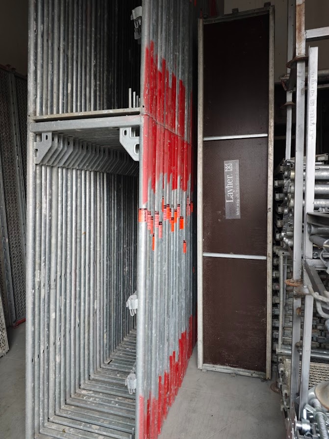 Prodám lešení Layher blitz 73 HLINÍKOVÉ 99m2 Alfix - 9