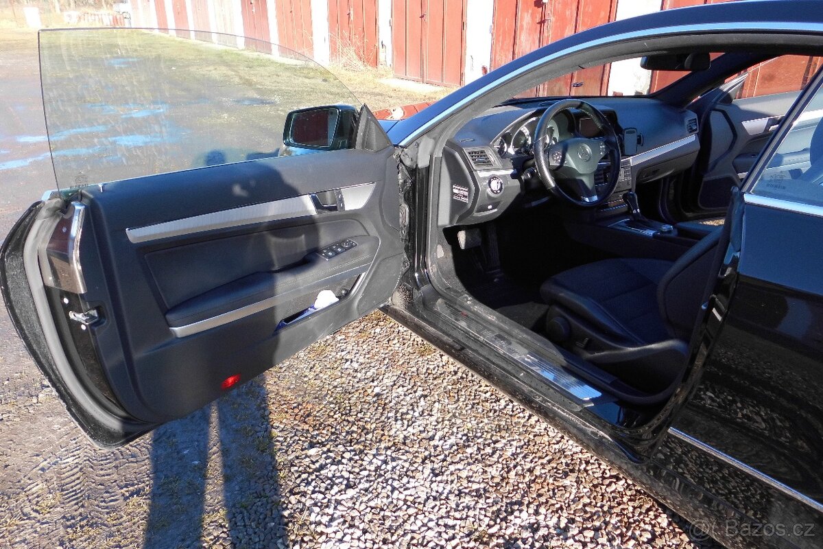 Mercedes-Benz Třídy E 250 kupé, coupe - 9