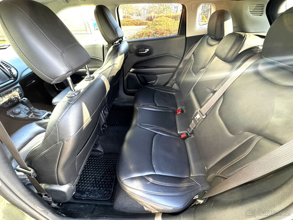 Jeep Compass MultiAir 1.4l z roku 2019 - 9