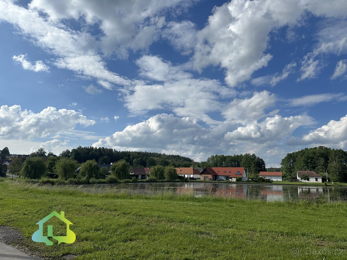 Prodej stavebního pozemku (607m2) a rodinného domu (144m2), - 9