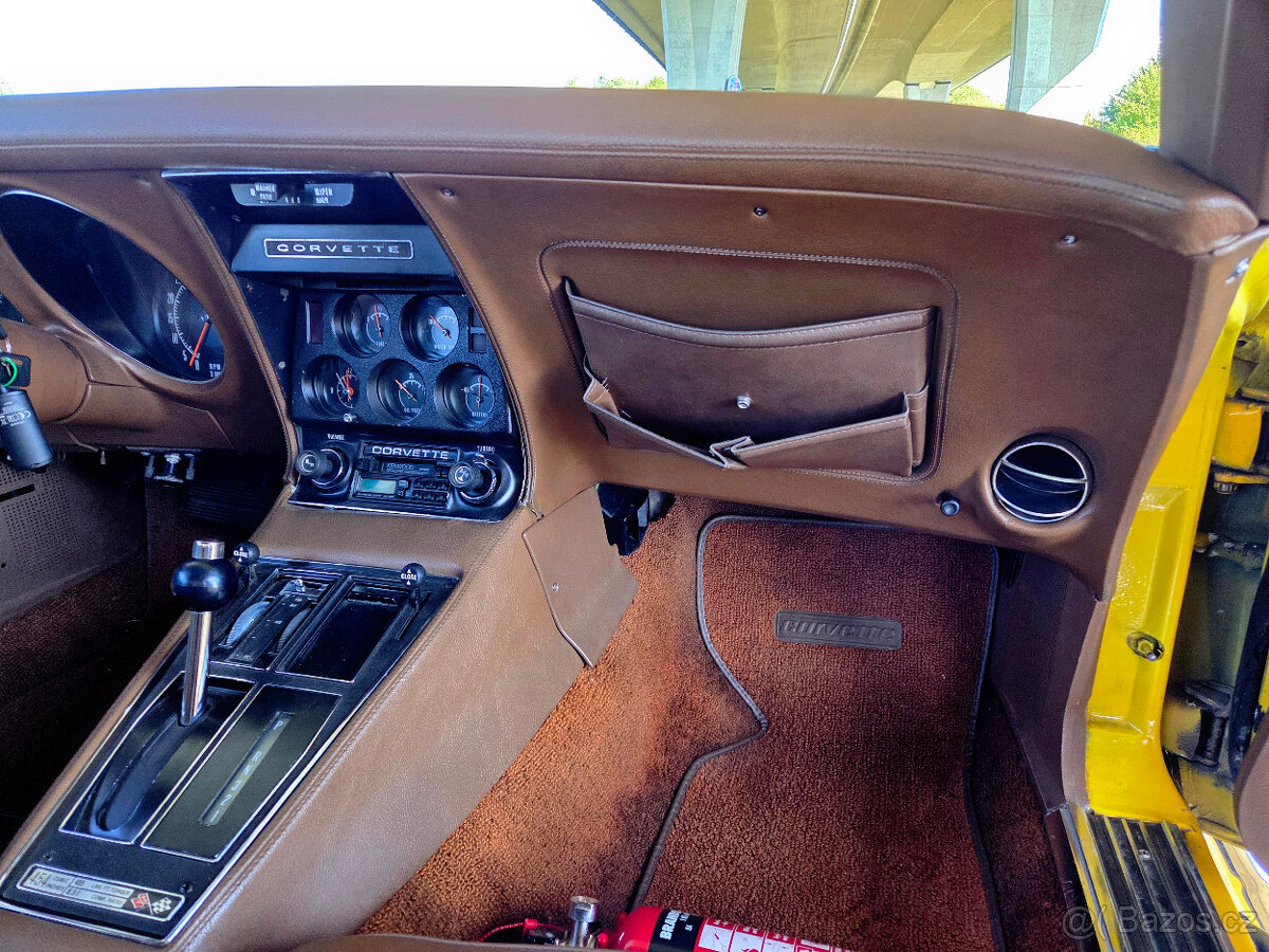 Chevrolet Corvette C3 – 1972, Big Block 454, chromka - 9