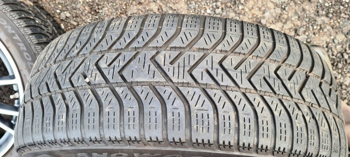 Orig. Zimní sada BMW 1 a 2, F40, F44, Pirelli 195/55R17 - 9