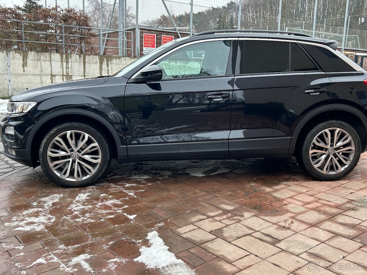 VW T-ROC 29 000km - 9