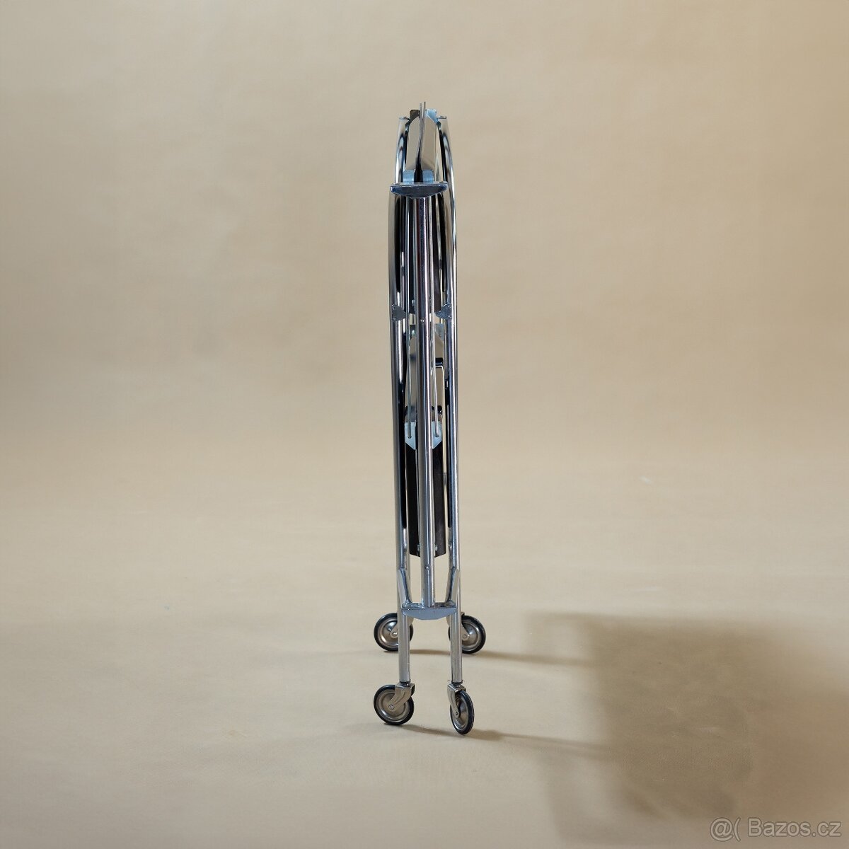 SERVÍROVACÍ STOLEK ROZKLÁDACÍ - 9