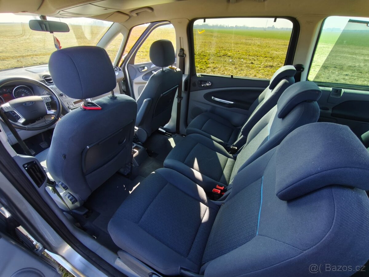Ford galaxy 2,0i - 9