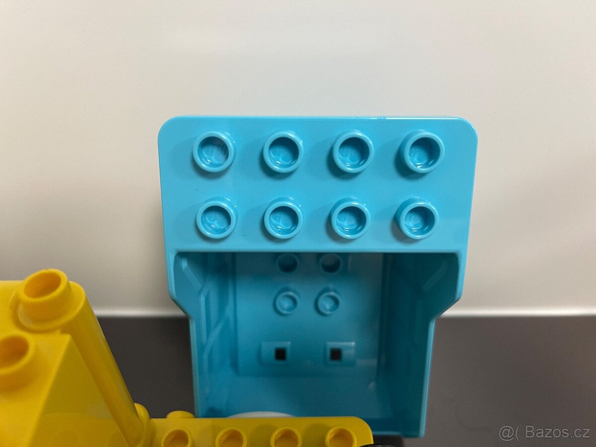 Lego Duplo nákladní auto - 9