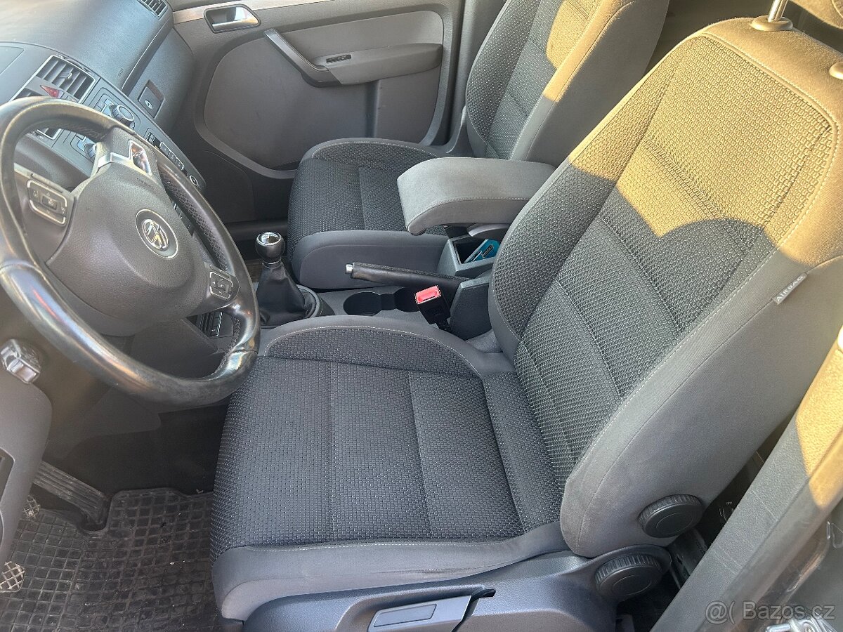 VW Touran 2.0 103 KW - 9