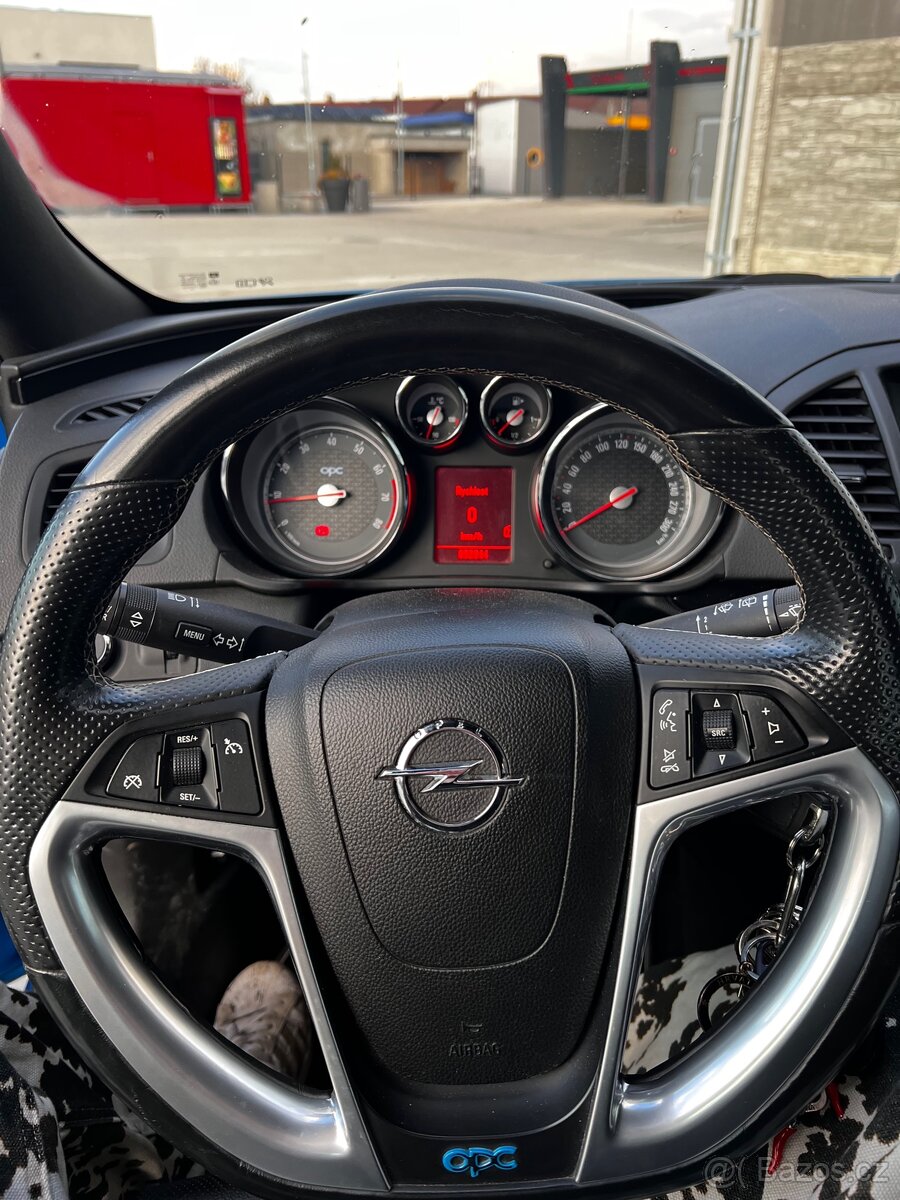 Opel Insigna OPC - 9