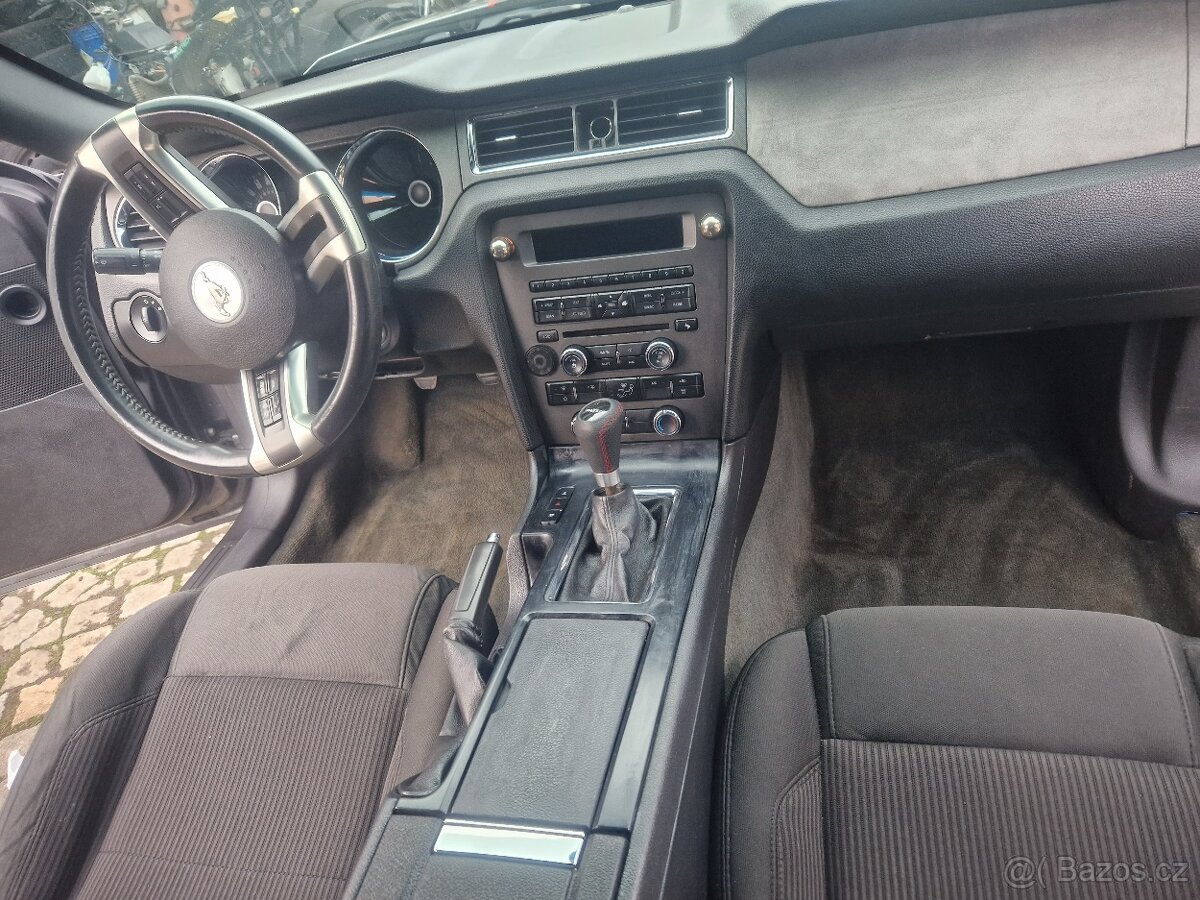 Ford mustang 3.7 L - 9