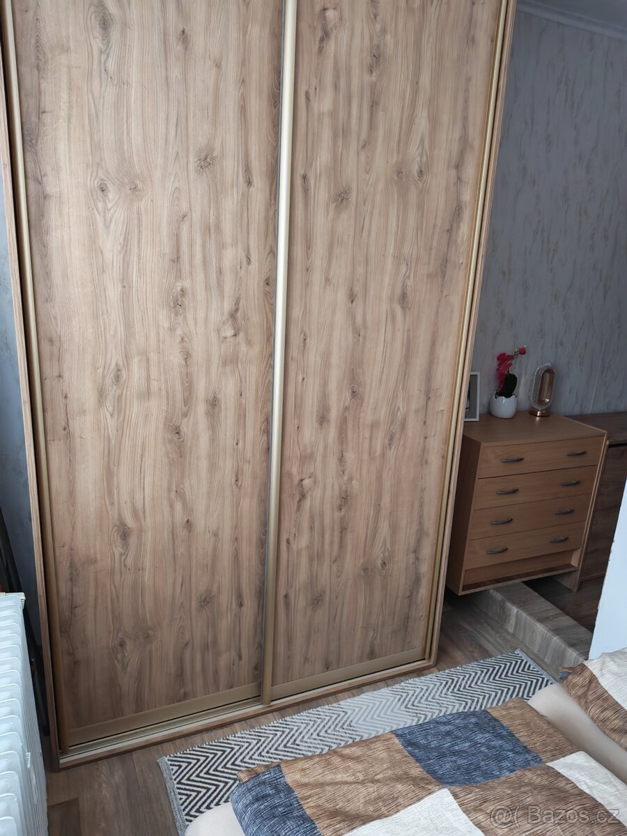 2izbáčik, sídlisko západ - 9