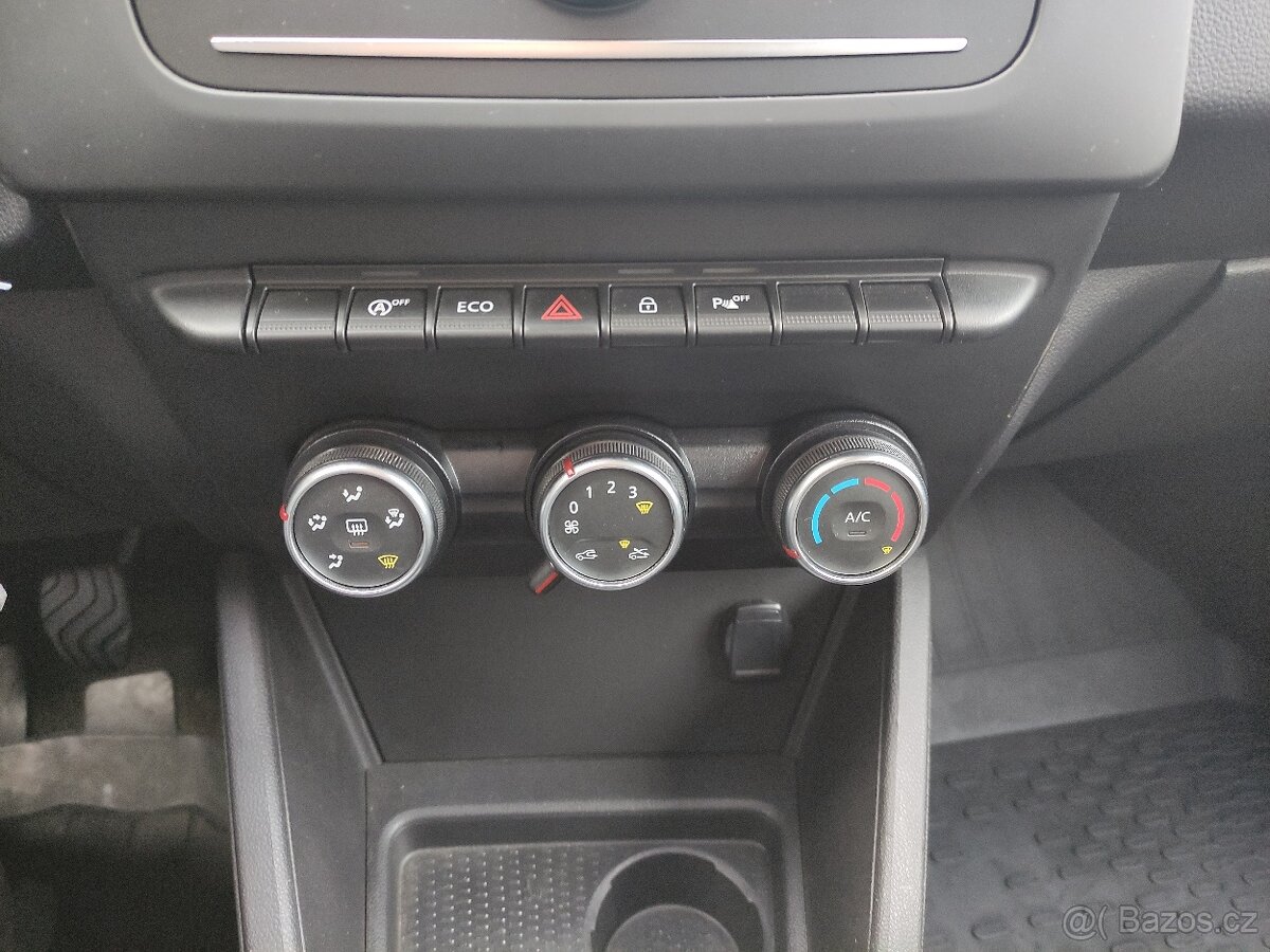 Dacia Duster 1.6 16V KLIMA VYHŘ.SEDAČKY - 9