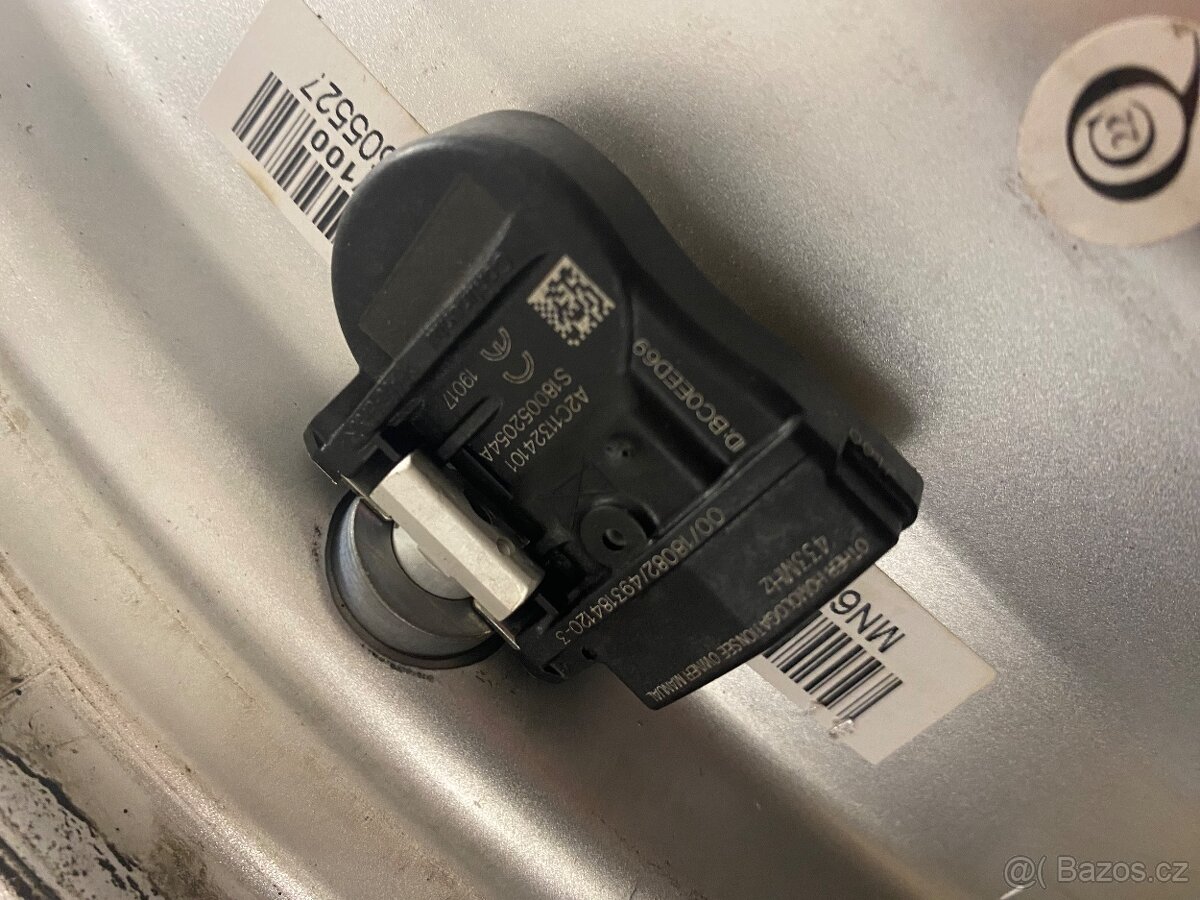 4x100 R16 6,5J ET45 Oxxo Oberon 4 - 9