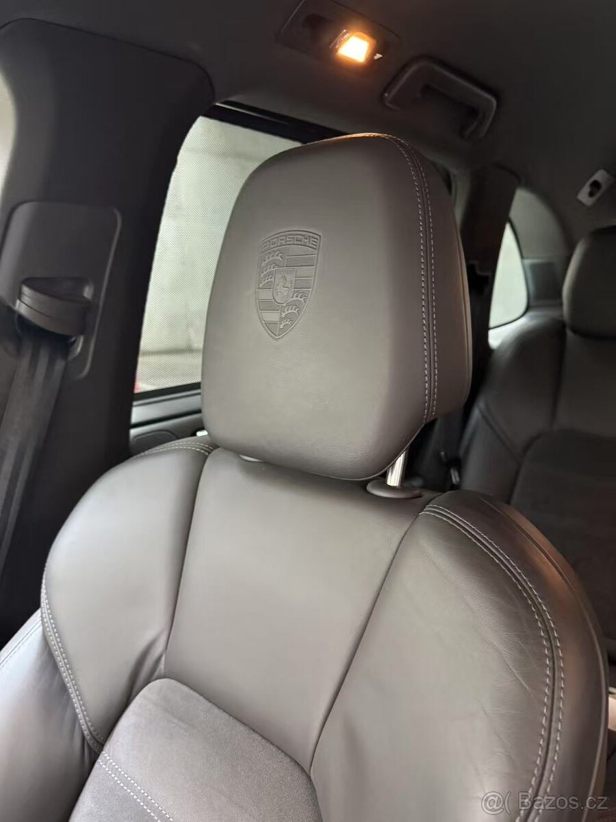 Porsche cayenne 2017 platinum edition - 9