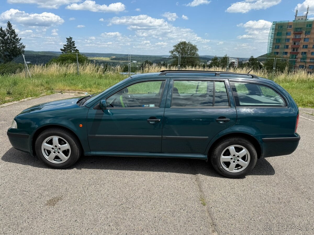 Škoda Octavia combi 1.6i 74kw - 9