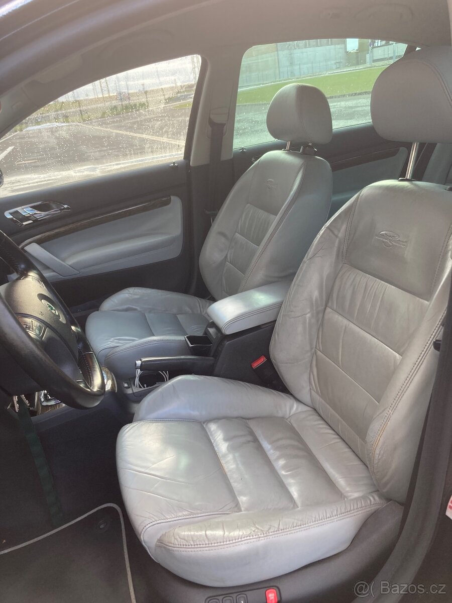 Škoda Superb I 2.5 TDi V6 120Kw Laurin&Klement - 9