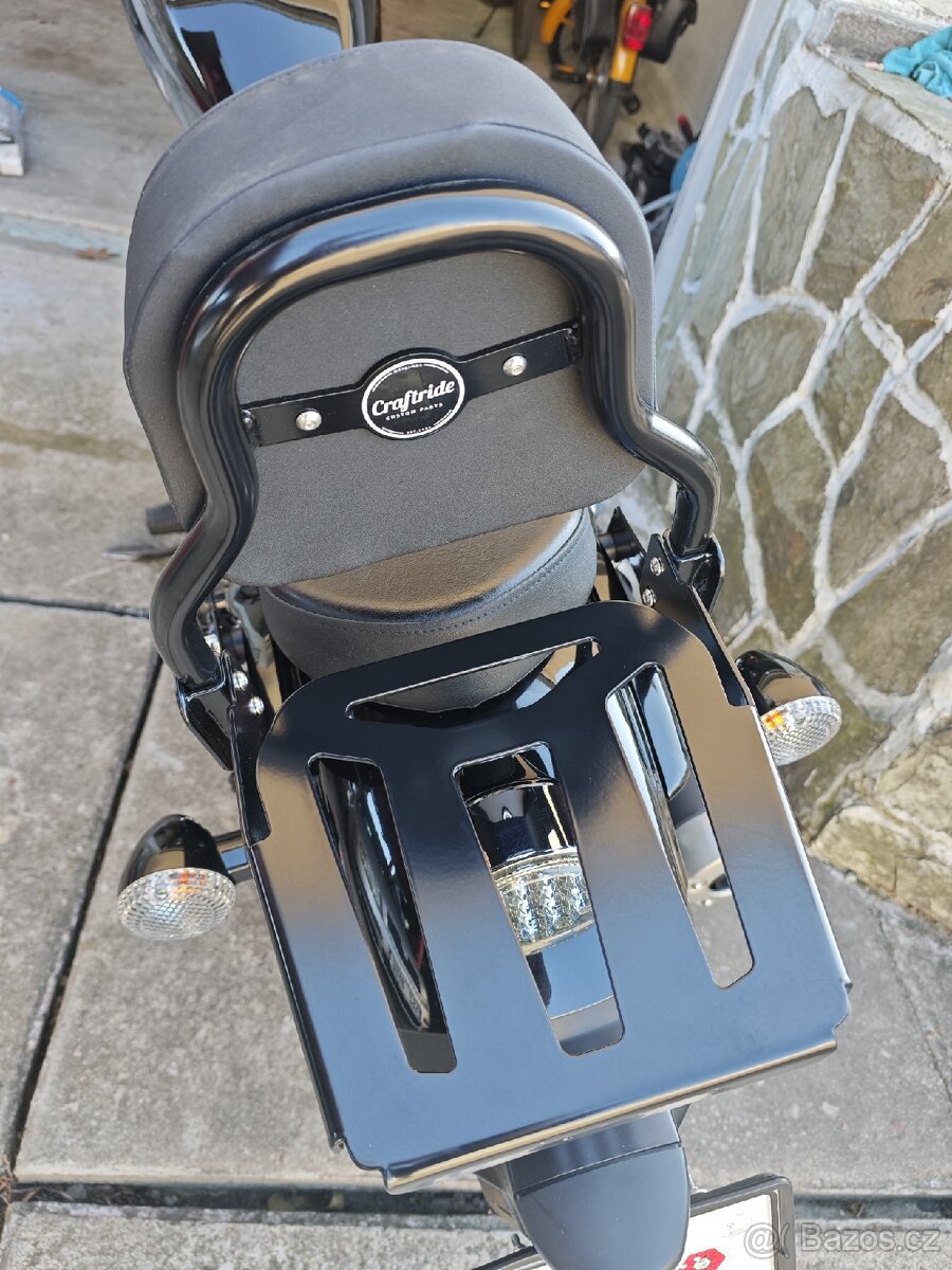 Yamaha XV 950R Bolt 2016 - 9