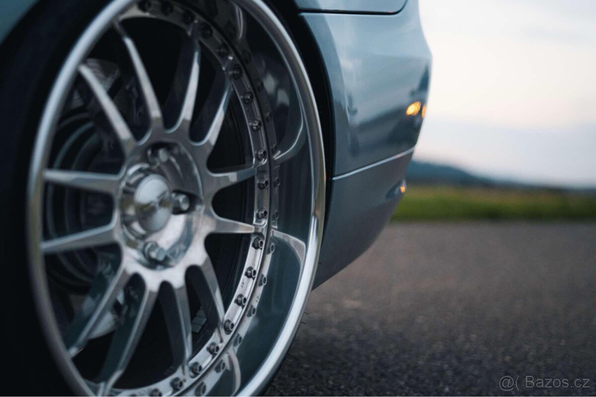 O.Z Superleggera III 5x120 19" - 9