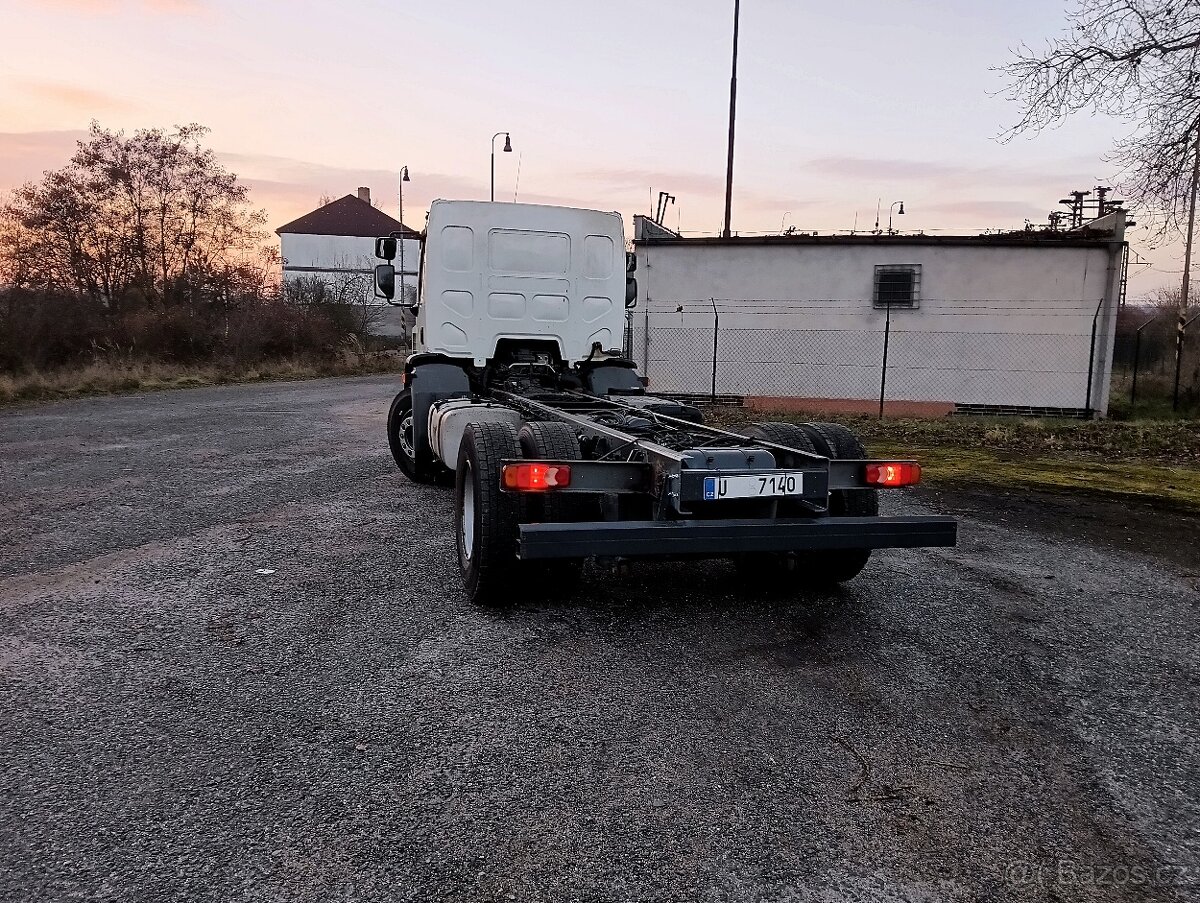 Prodám nosič kontejnerů DAF lf 250 19tun. - 9