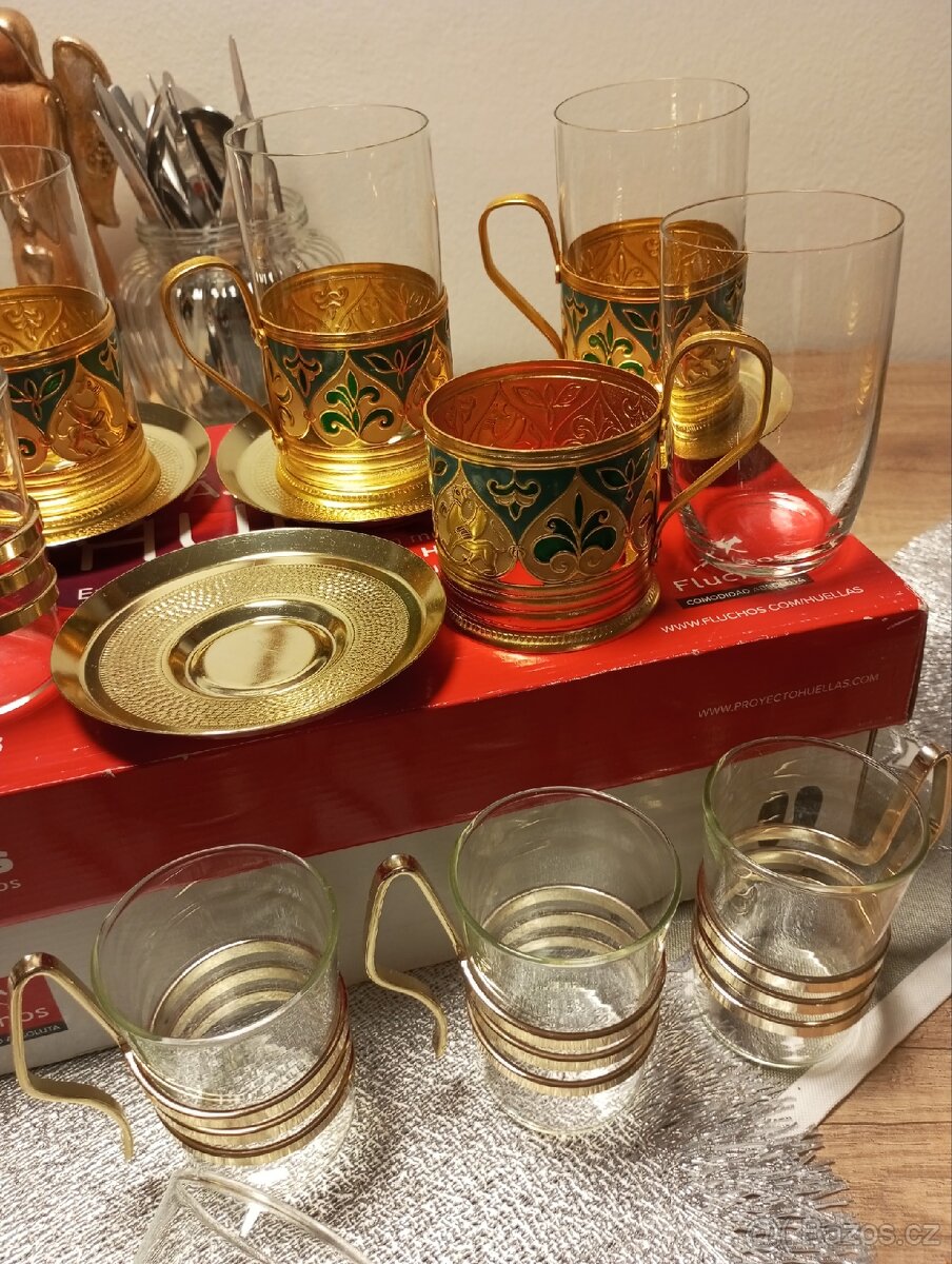 Kávová a čajová souprava - 9