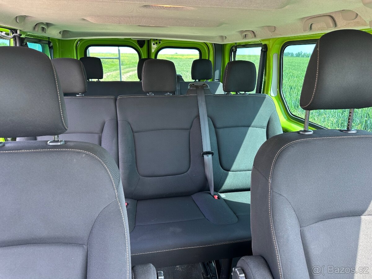 Renault Trafic 1.6dCi 92kw, 8 míst, SERVIS, ČR - 9