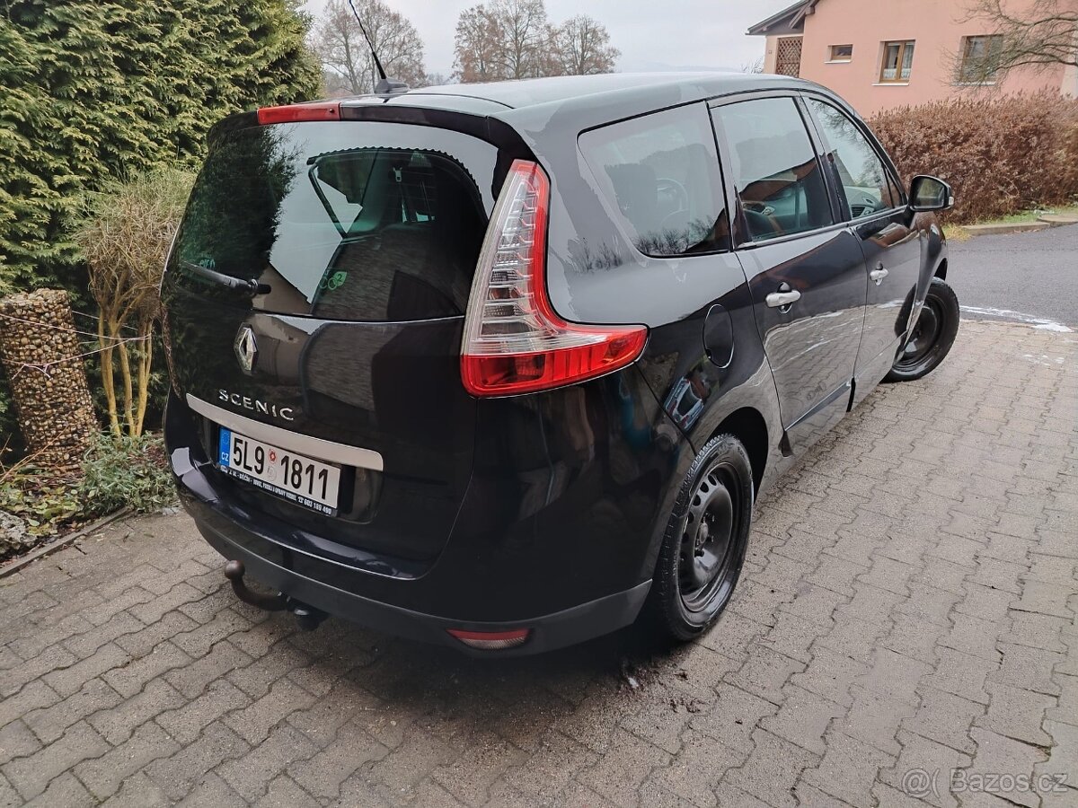 Renault Grand Scénic 1.9 TDCI 96 KW - 9