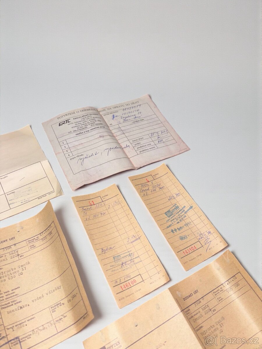 Psací stroj Consul 2226 – plně funkční, s boxem a doplňky - 9