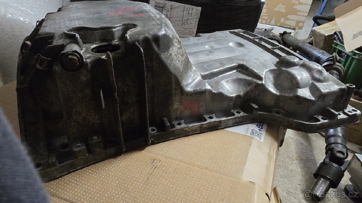 Olejová vana A2710141002 - 9