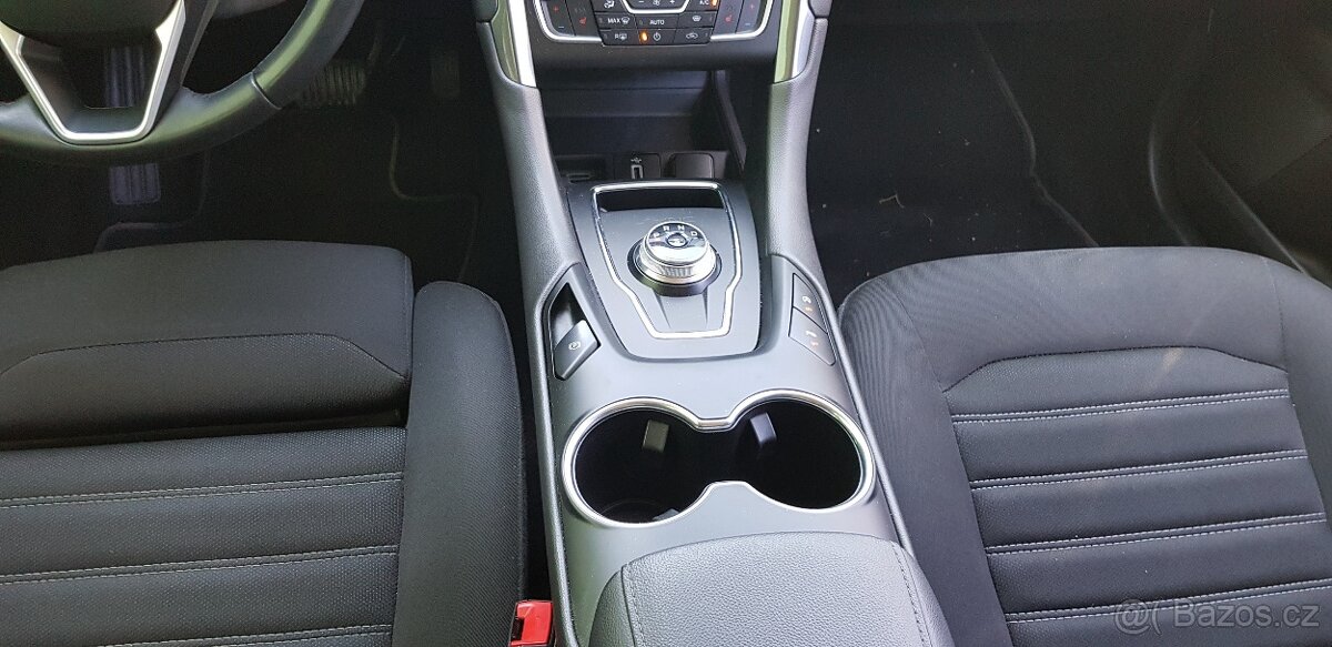 Ford Mondeo combi 2.0 TDci, rok výroby 2020 - 9