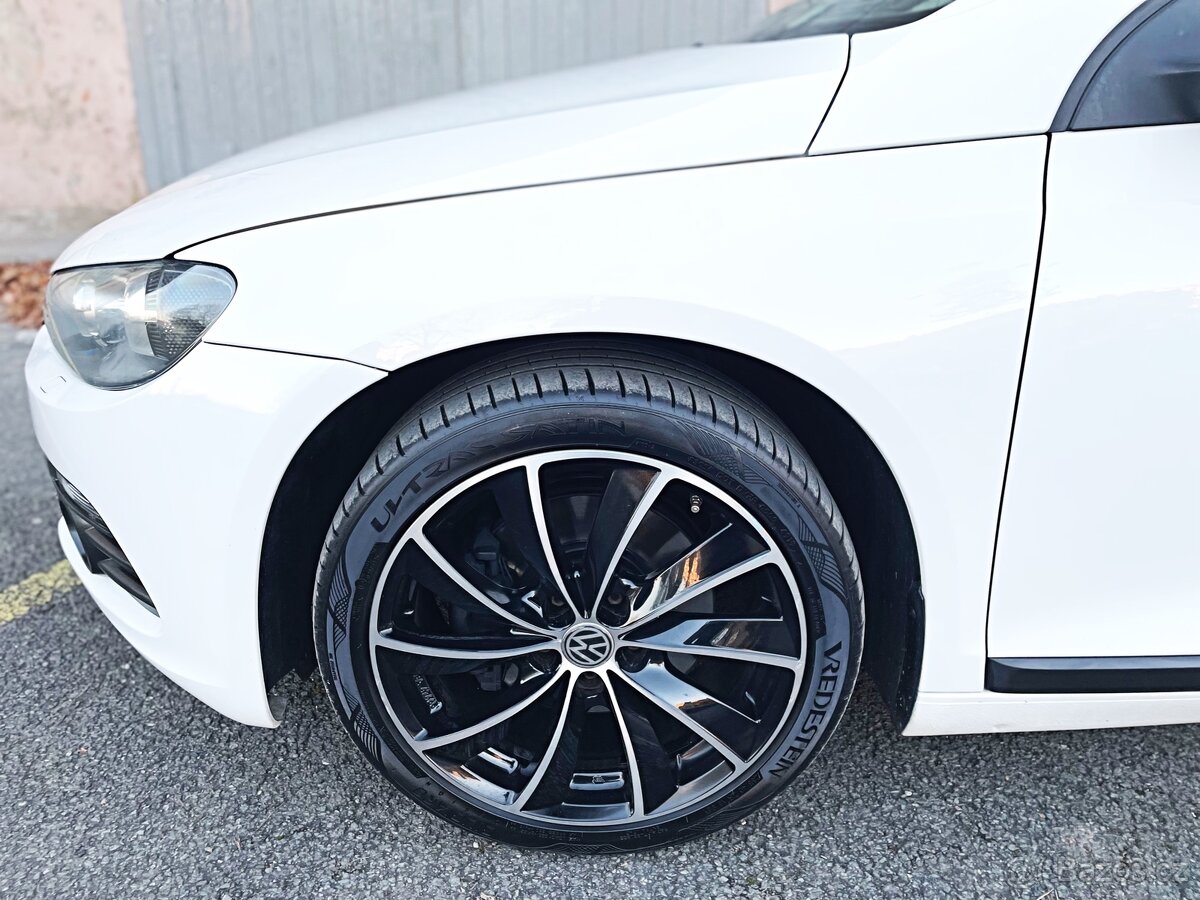 VW SCIROCCO SPORT TEAM 2.0TSI 155KW NOVÉ ROZVODY TOP STAV - 9
