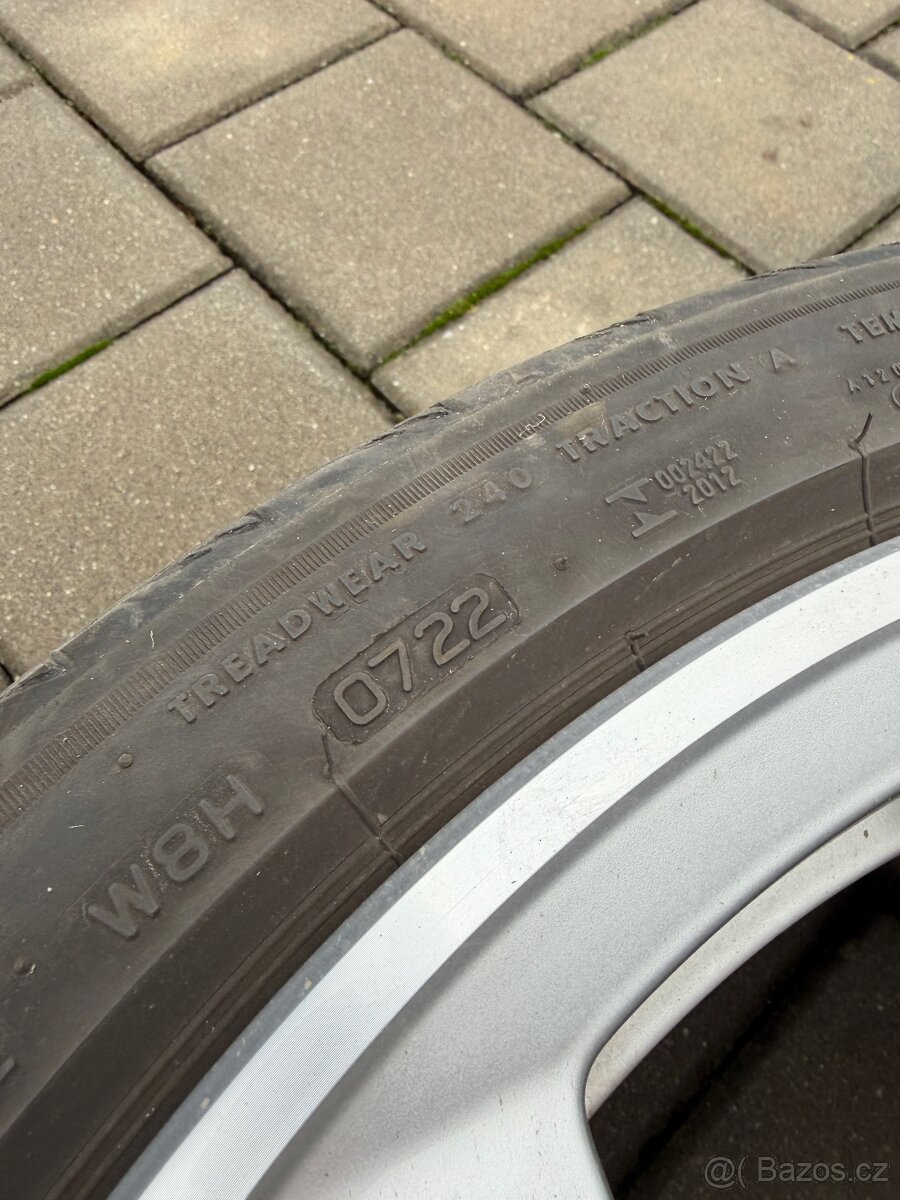 Letní sada Škoda Altair 19" + Brigestone 225/40 R19 - 9