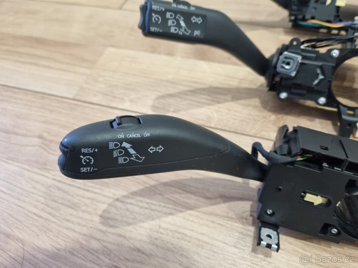 TEMPOMAT OVLÁDANIE PAČKY POD VOLANTOM - 9