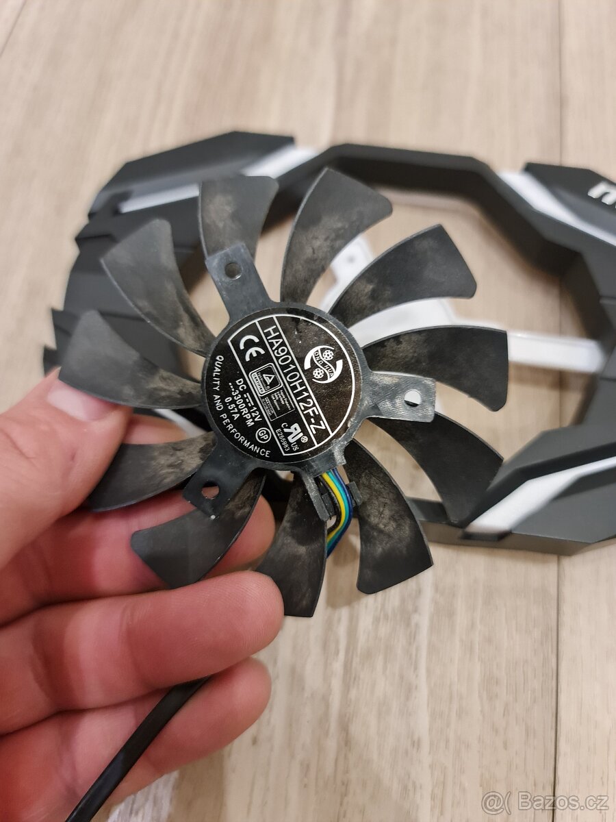 Zdroje, kabely, myši, klávesnice, software - 9